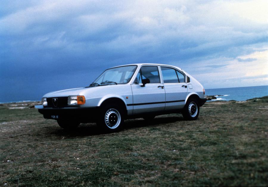  Alfa Romeo Alfasud (901) 1980 года  (WW) (фото 5 из 17)